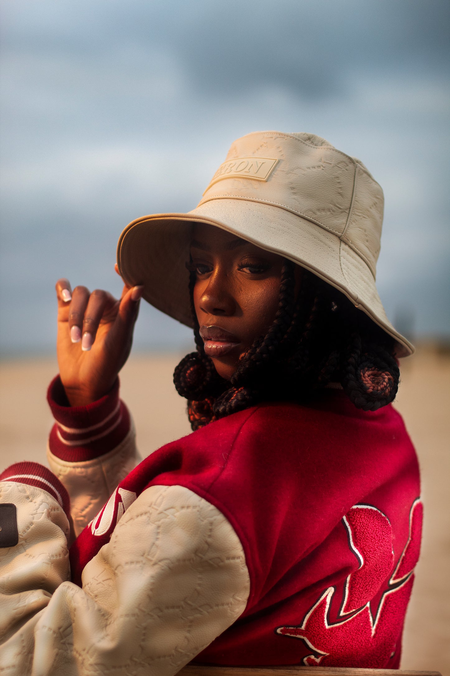 CARDINAL bob en cuir